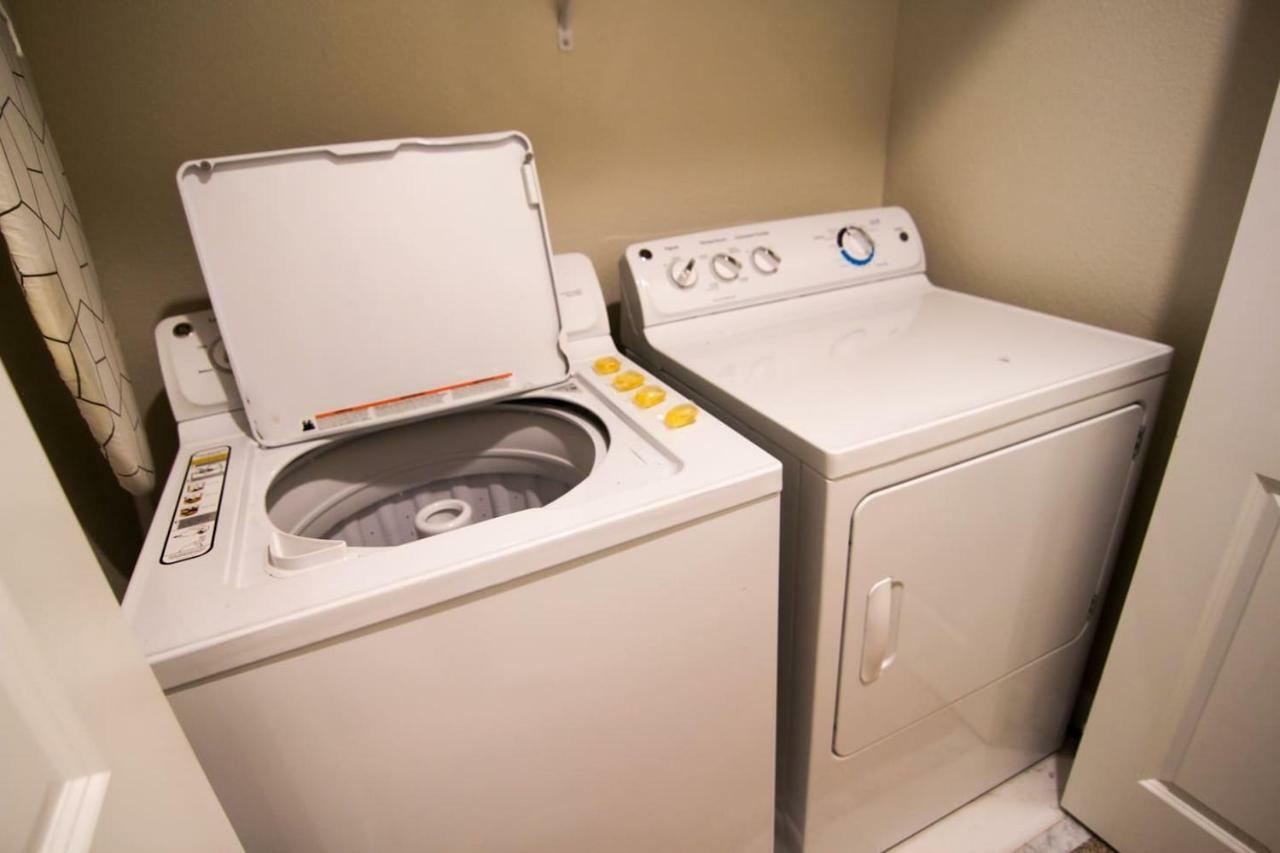 C - New 4 Bedroom Home - 5 Miles To Disney - Free Water Park - Private Pool Kissimmee Eksteriør billede