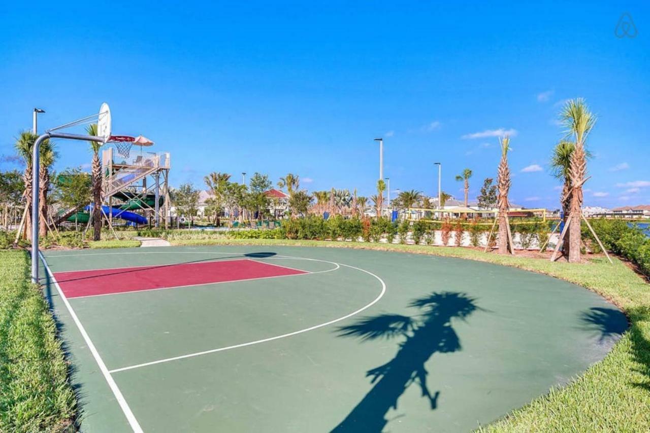 C - New 4 Bedroom Home - 5 Miles To Disney - Free Water Park - Private Pool Kissimmee Eksteriør billede
