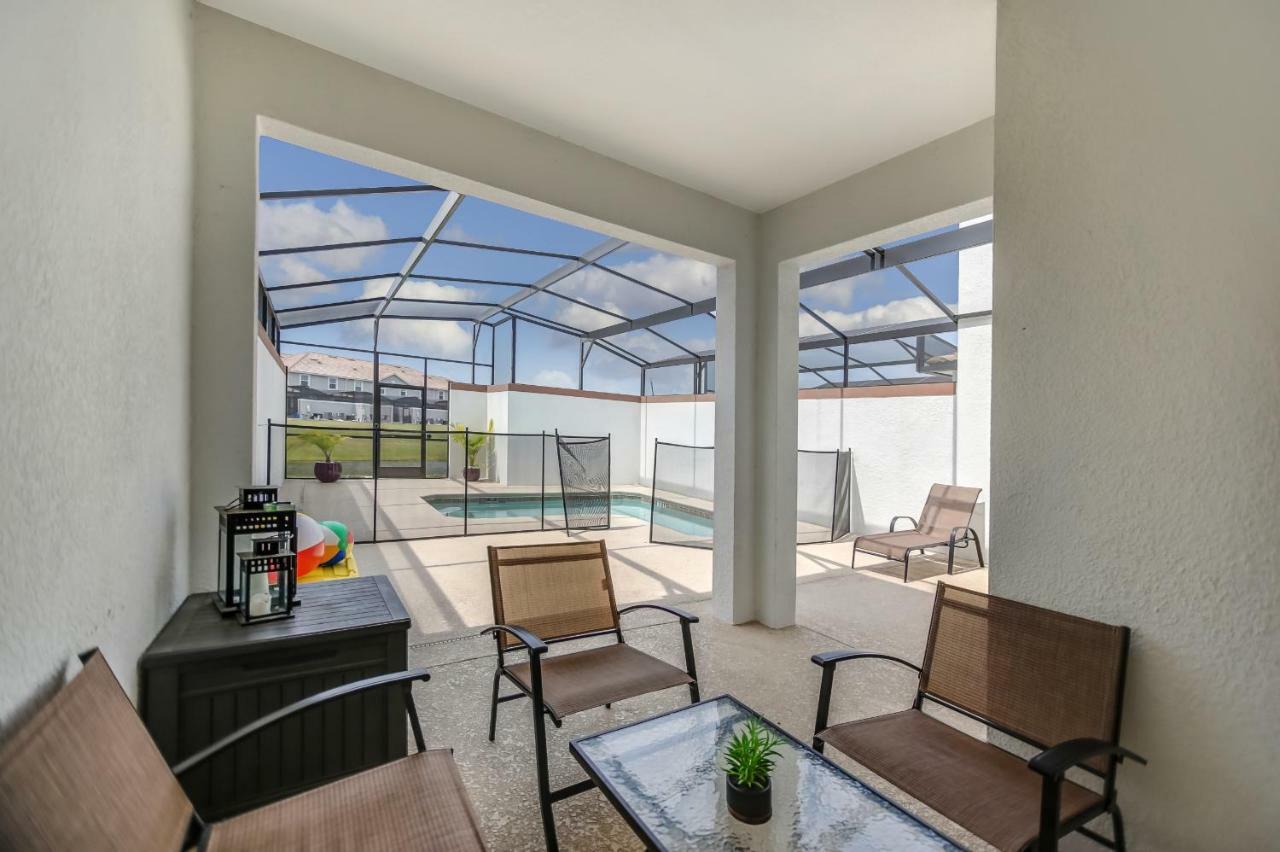 C - New 4 Bedroom Home - 5 Miles To Disney - Free Water Park - Private Pool Kissimmee Eksteriør billede