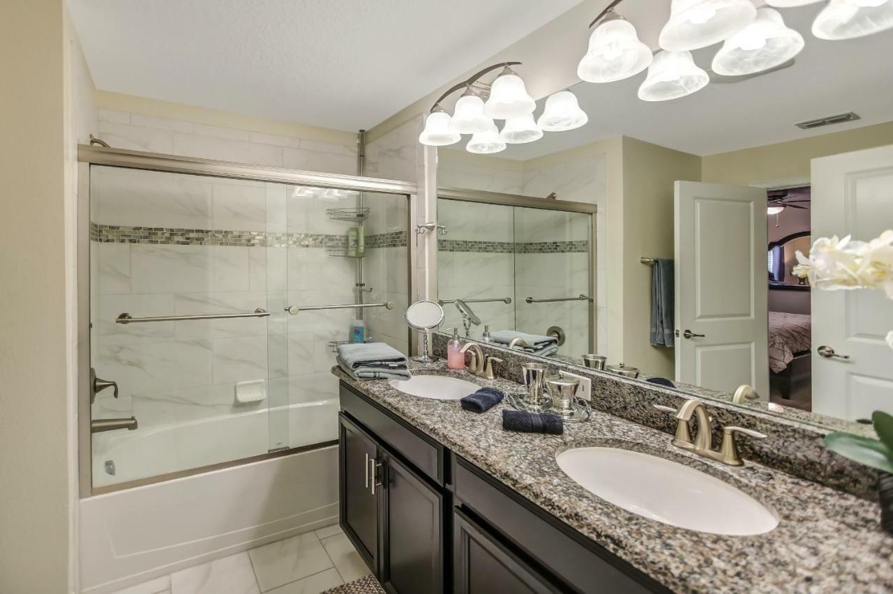 C - New 4 Bedroom Home - 5 Miles To Disney - Free Water Park - Private Pool Kissimmee Eksteriør billede