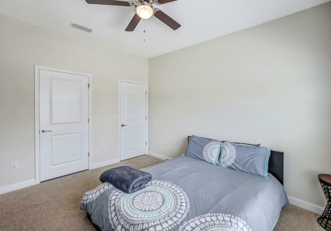 C - New 4 Bedroom Home - 5 Miles To Disney - Free Water Park - Private Pool Kissimmee Eksteriør billede